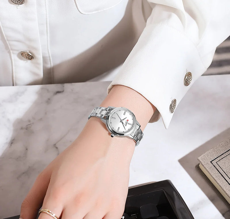 CURREN – Relógio Feminino com Mostrador Simples, Pulseira Estilo Bracelete.